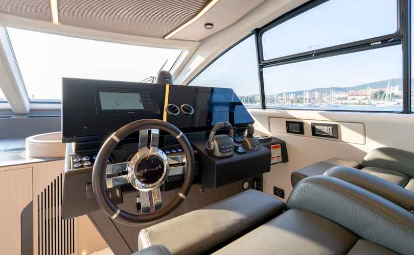Photo Azimut S7 (2025)