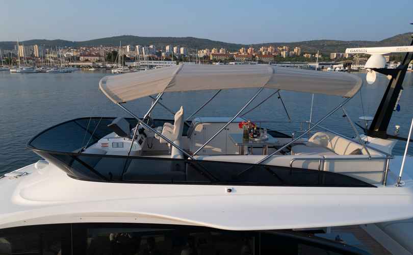 Photo Azimut S7 (2025)