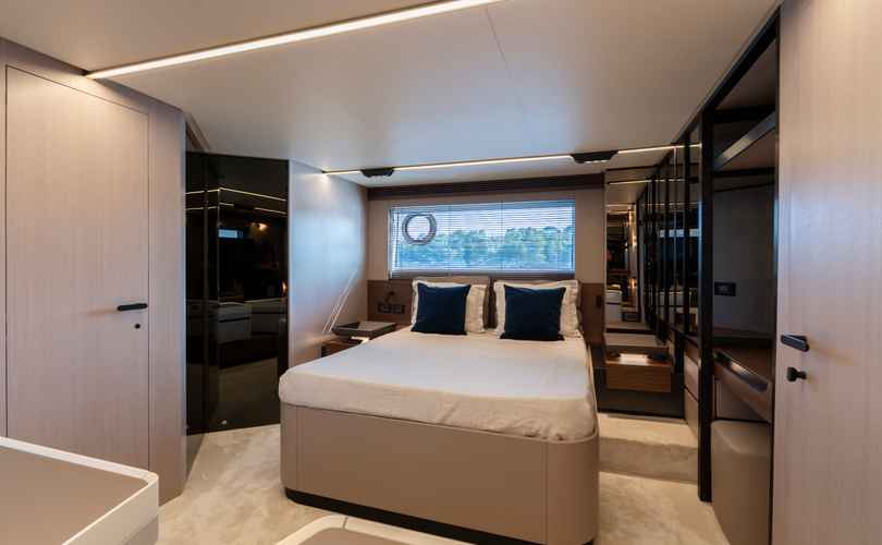 Photo Azimut S7 (2025)