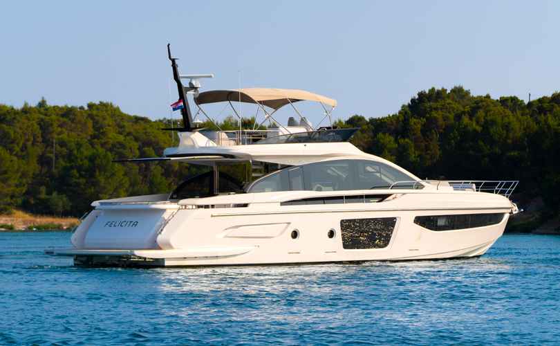 Photo Azimut S7 (2025)