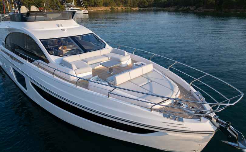Photo Azimut S7 (2025)
