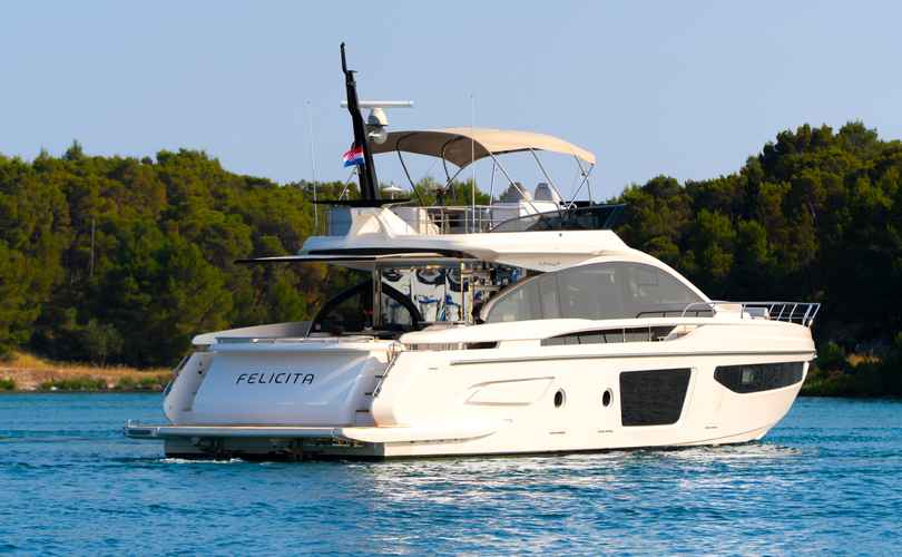 Photo Azimut S7 (2025)