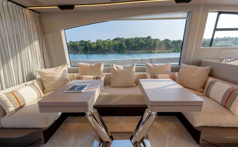 Photo Azimut S7 (2025)