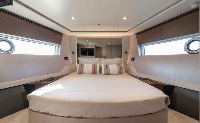 Photo Azimut S7 (2025)