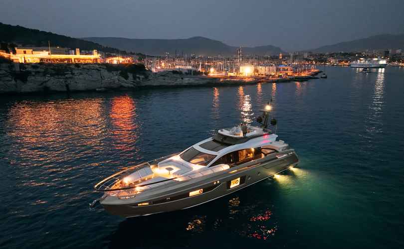 Photo Azimut S8 (2024)