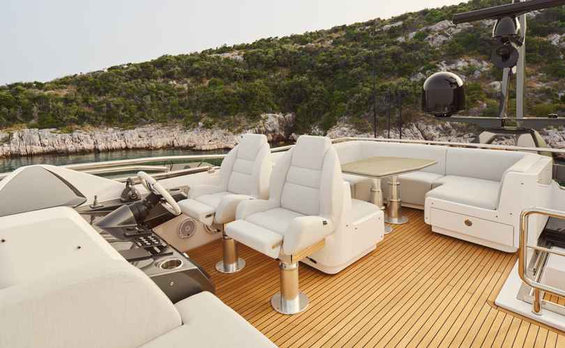 Photo Azimut S8 (2024)