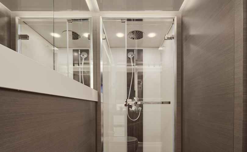 Photo Azimut S8 (2024)