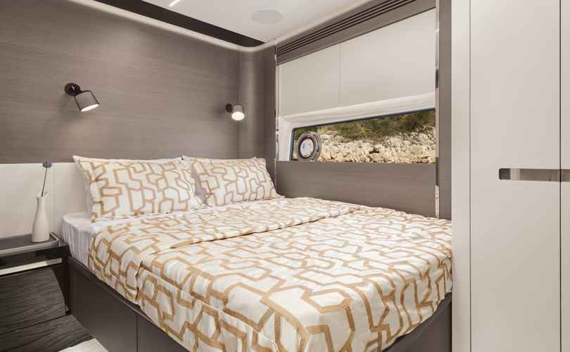 Photo Azimut S8 (2024)