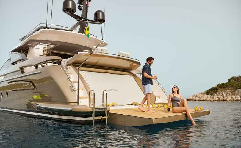 Photo Azimut S8 (2024)