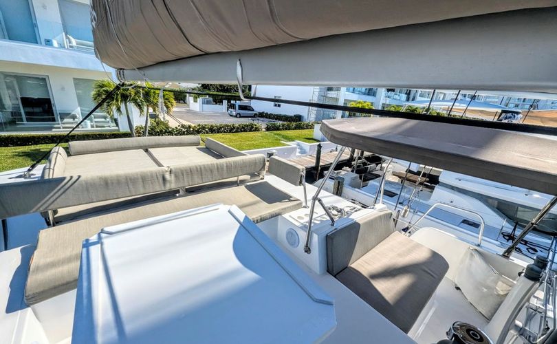 Photo Bali 4.4 (2022)