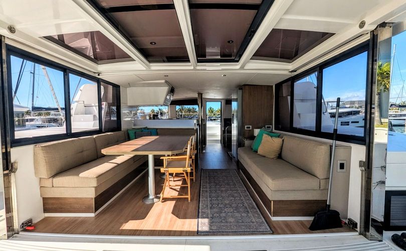 Photo Bali 4.4 (2022)