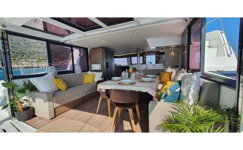 Photo Bali 4.8 (2024)