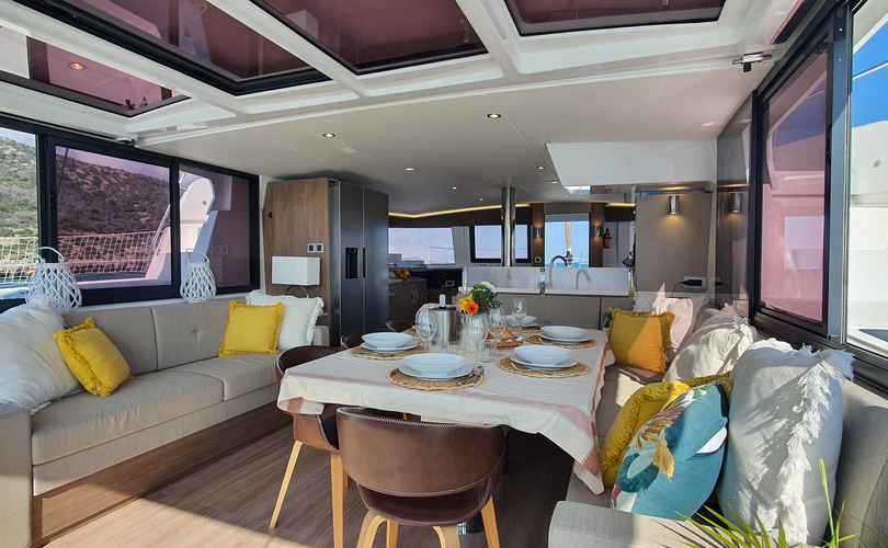 Photo Bali 4.8 (2024)