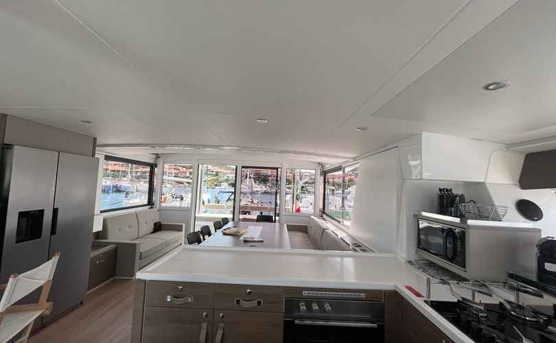 Photo Bali 5.4 (2024)