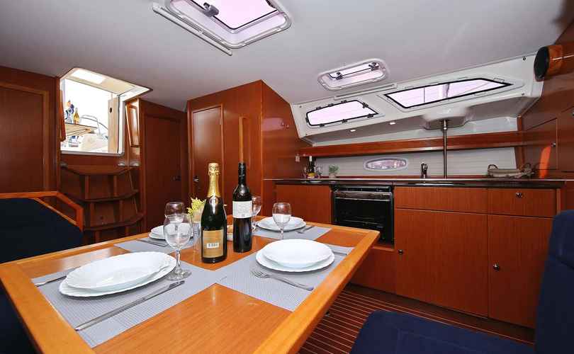 Bavaria 43 Cruiser