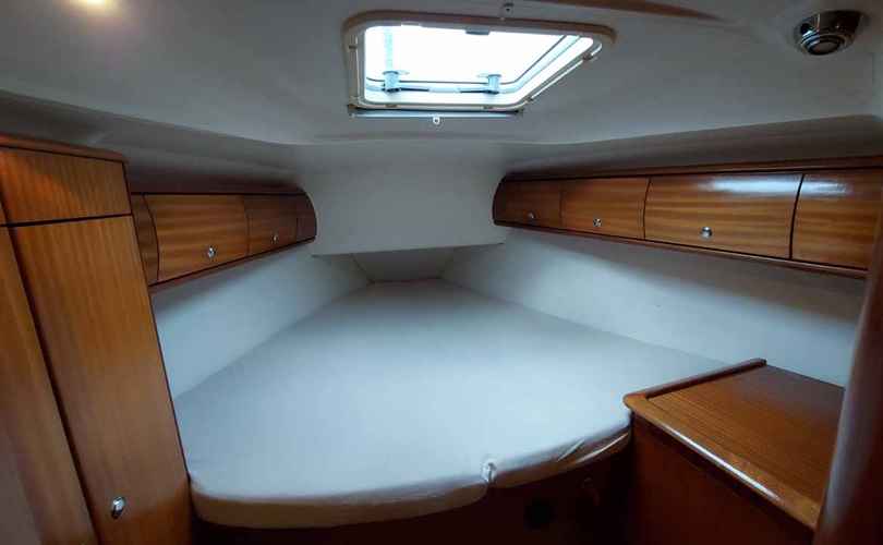 Bavaria 44