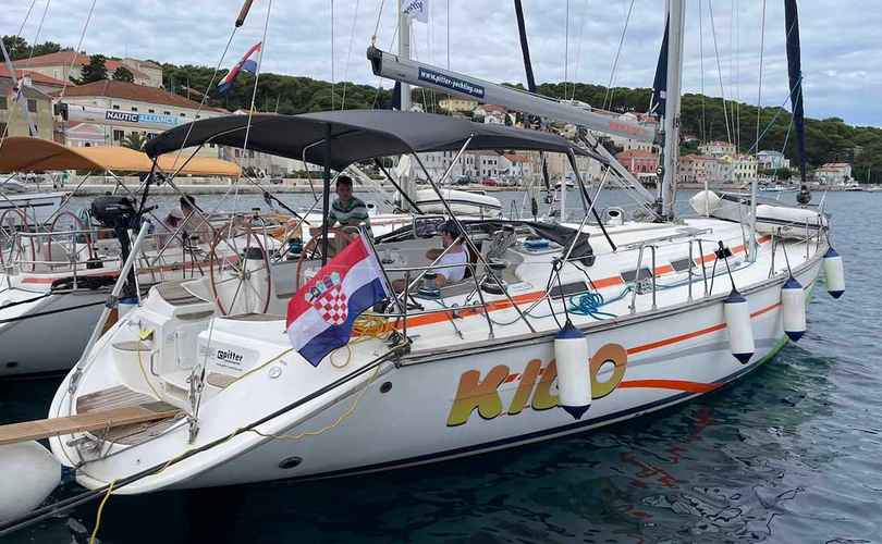 Bavaria 49