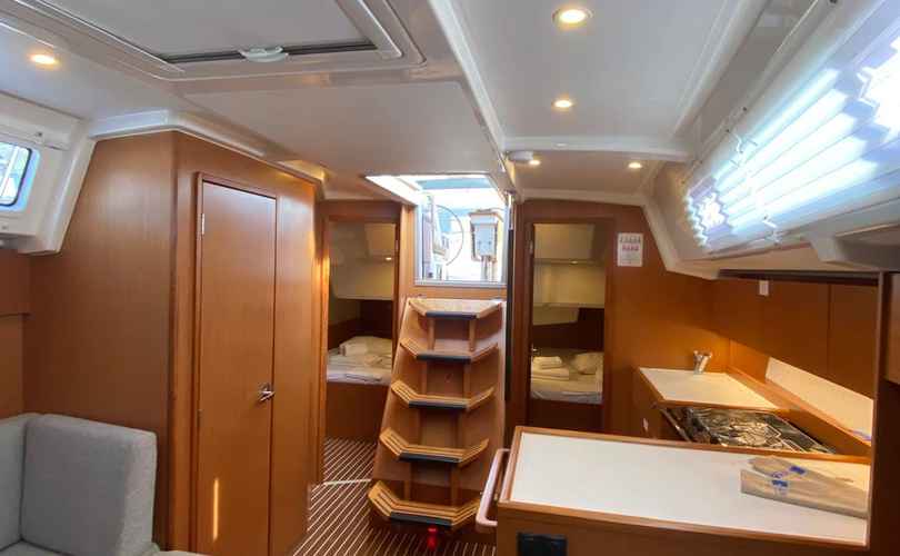 Bavaria C38