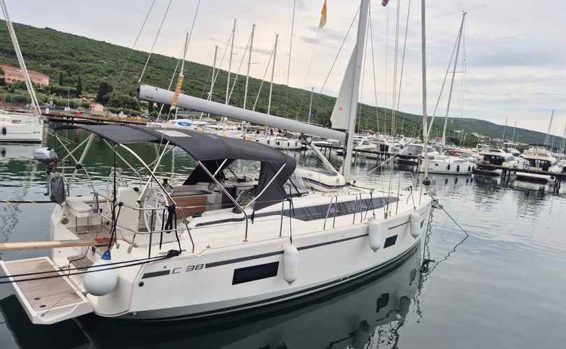Photo Bavaria C38 (2024)