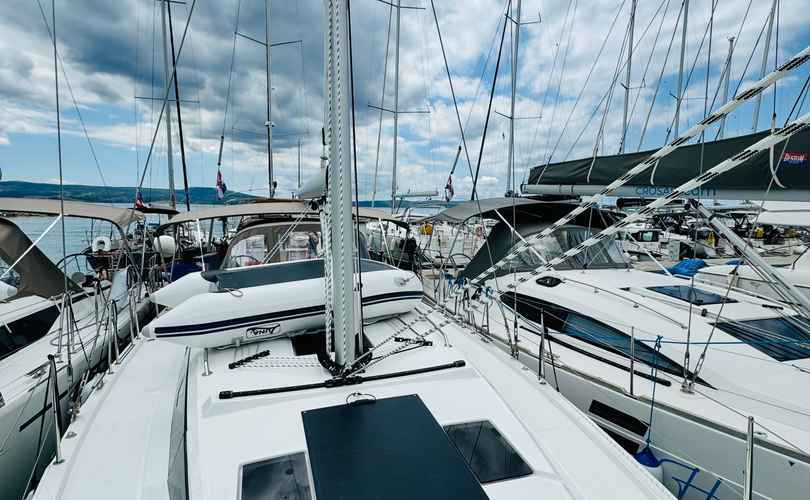 Bavaria C38