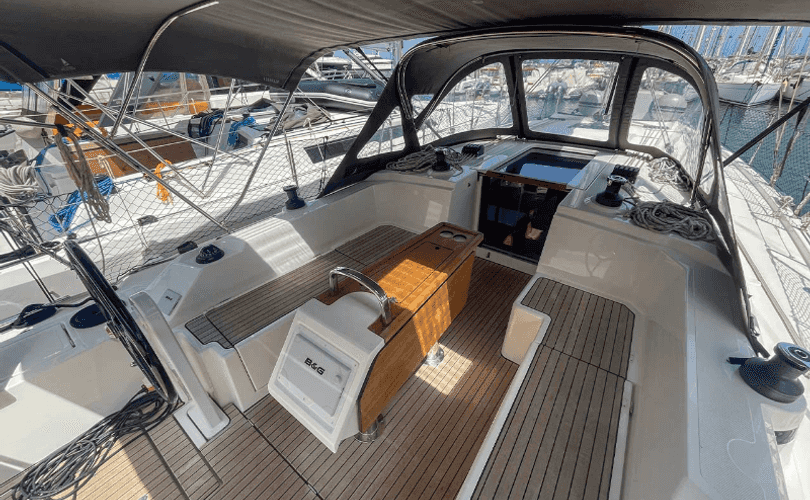 Bavaria C38
