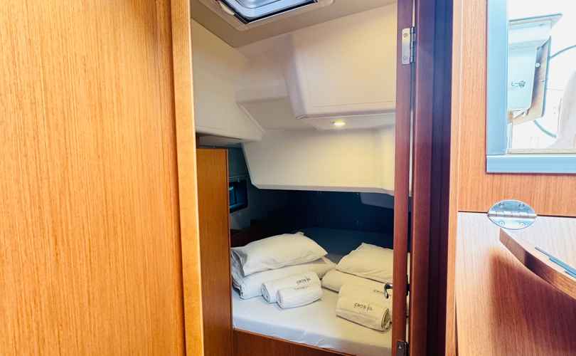 Bavaria C38