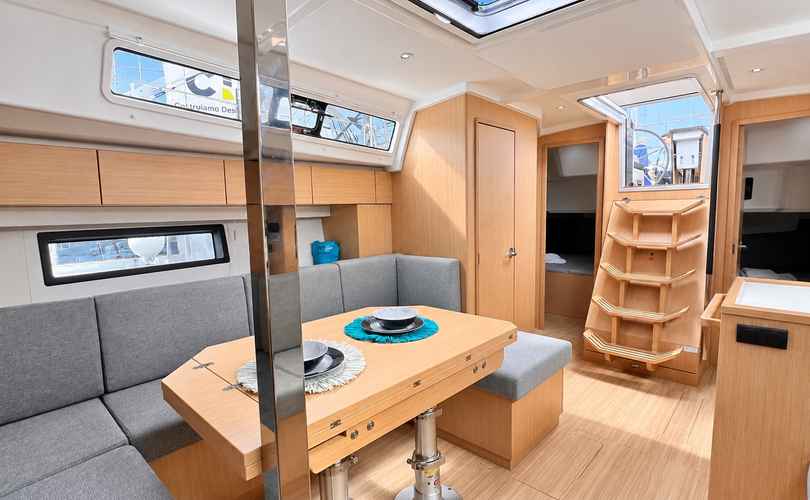Photo Bavaria C42 (2024)