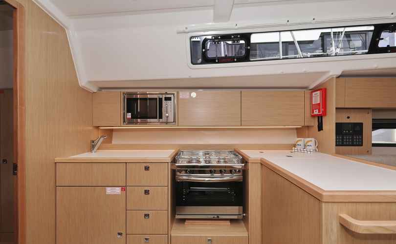 Photo Bavaria C42 (2024)