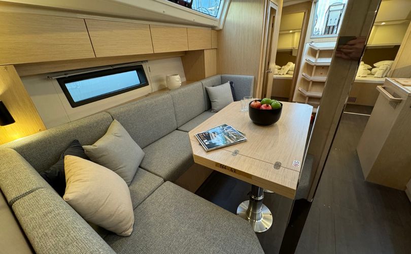 Photo Bavaria C42 (2024)