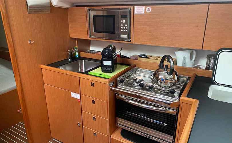 Photo Bavaria C42 (2021)