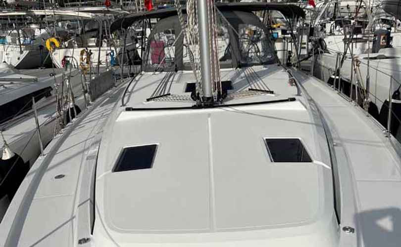 Photo Bavaria C42 (2023)