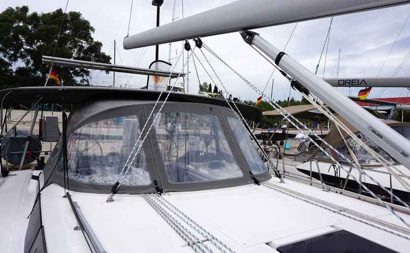 Bavaria C42