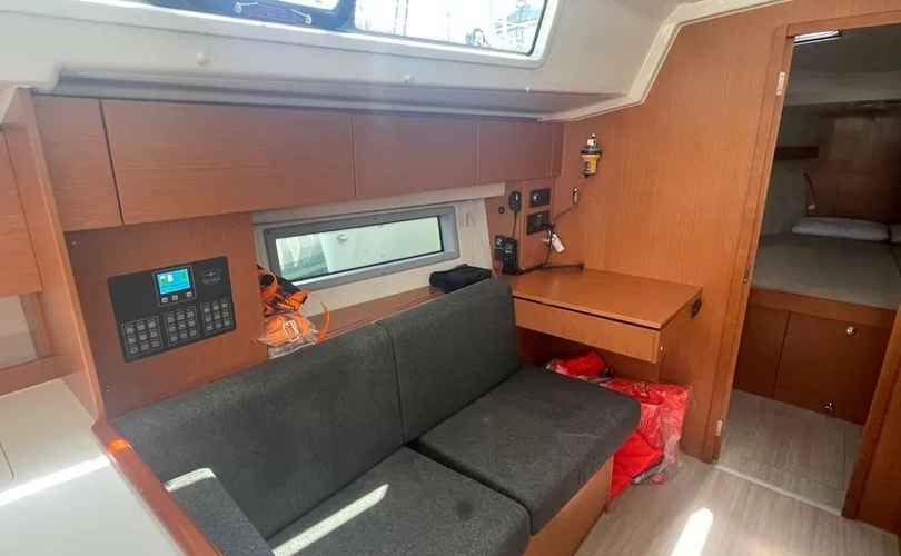 Photo Bavaria C42 (2025)