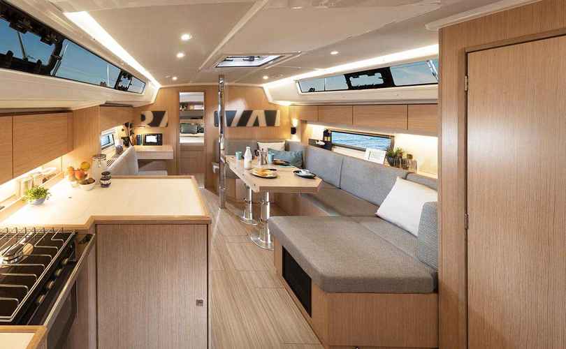 Bavaria C42
