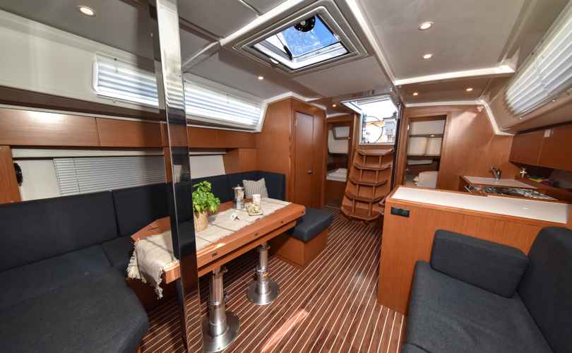 Bavaria C42