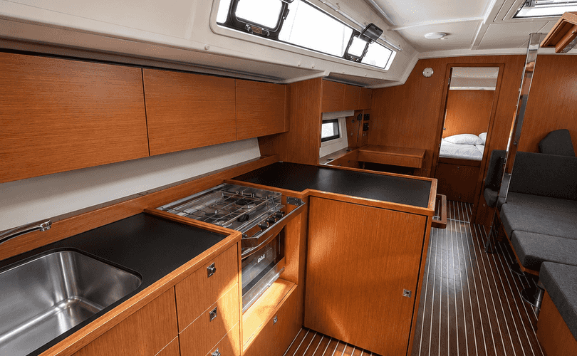 Photo Bavaria C42 (2022)