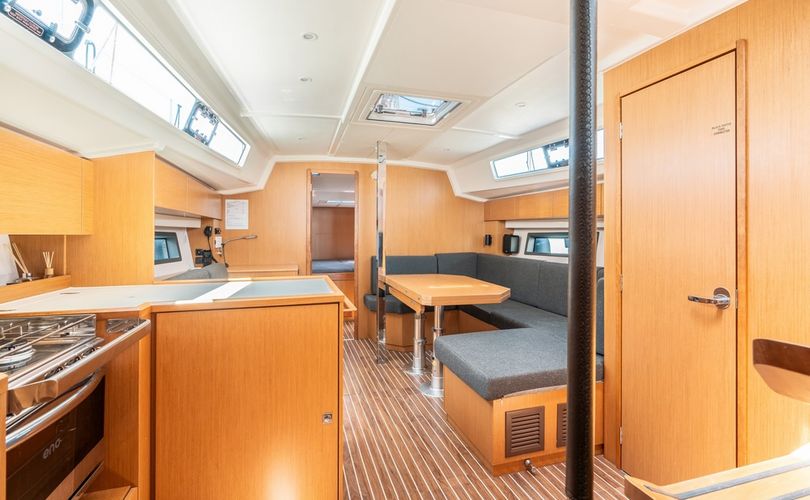 Bavaria C42