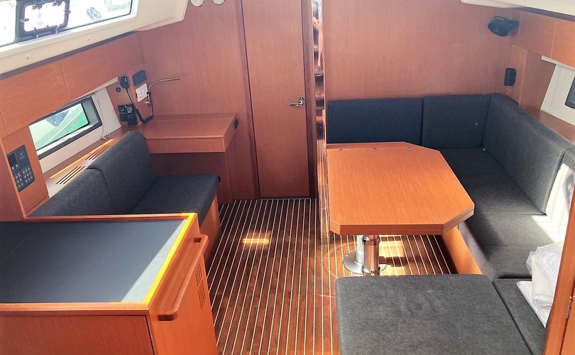 Photo Bavaria C42 (2021)