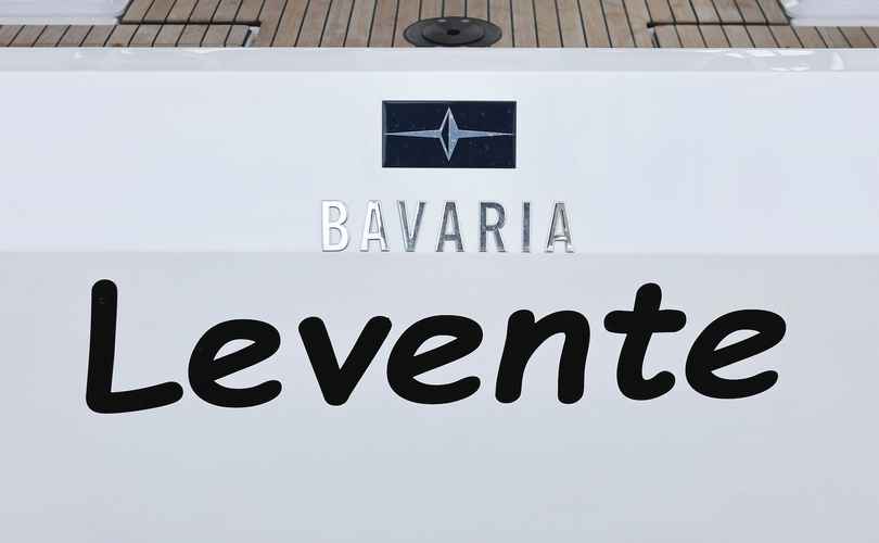 Photo Bavaria C42 (2024)