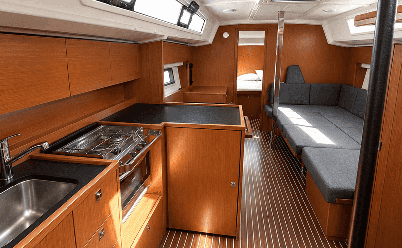 Photo Bavaria C42 (2022)