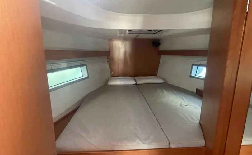 Photo Bavaria C42 (2024)