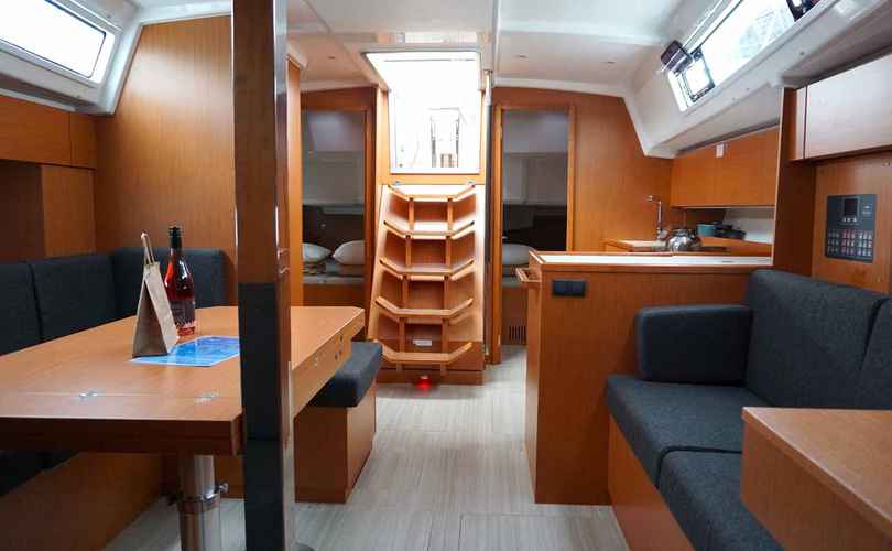 Bavaria C42