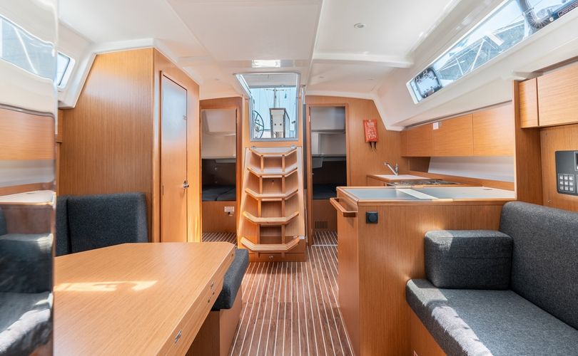 Bavaria C42