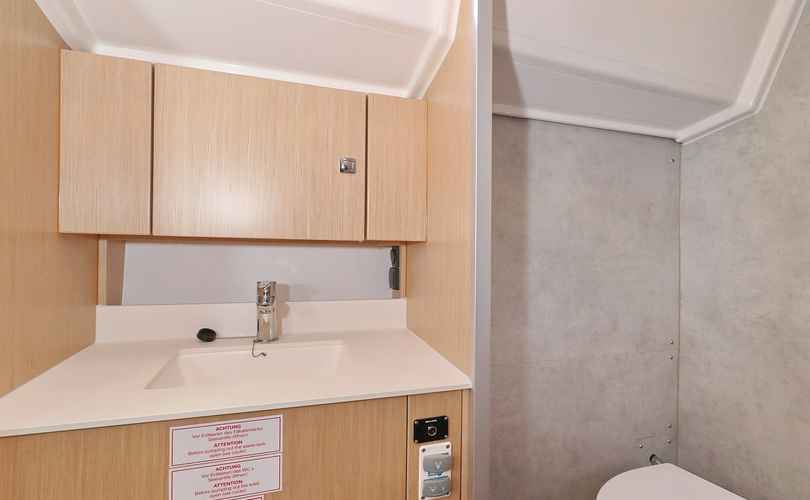 Photo Bavaria C42 (2024)