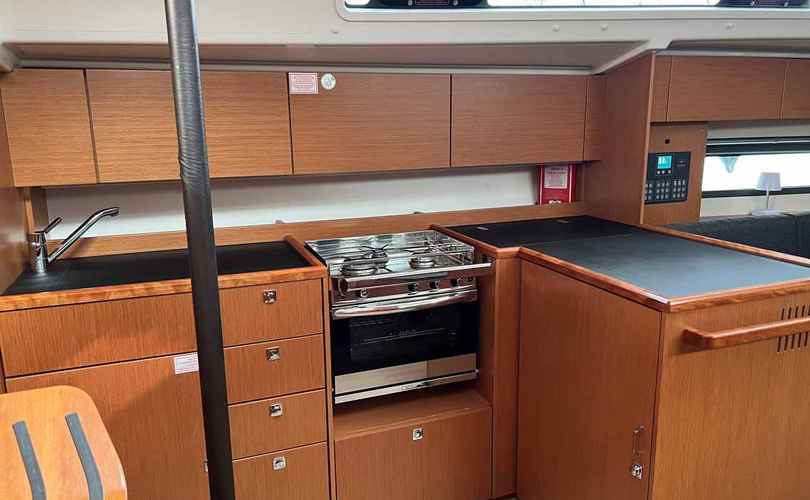 Photo Bavaria C42 (2023)