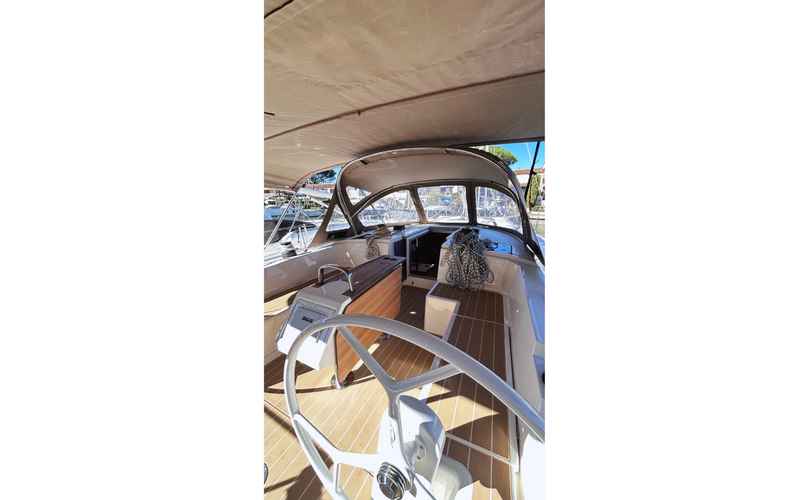 Photo Bavaria C42 (2023)