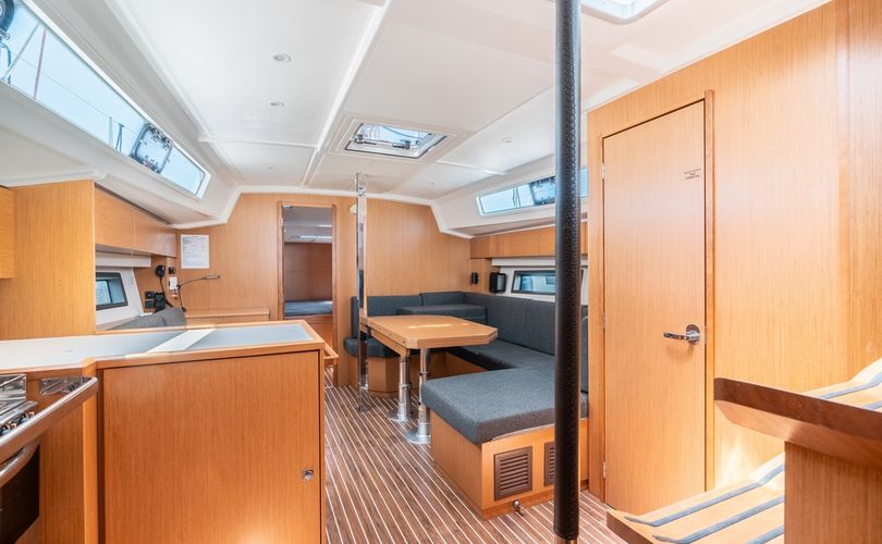 Bavaria C42