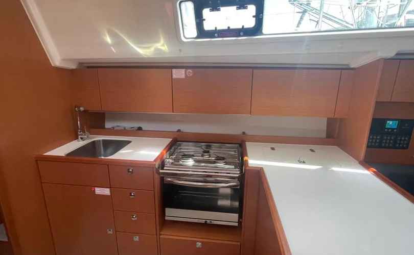 Photo Bavaria C42 (2024)