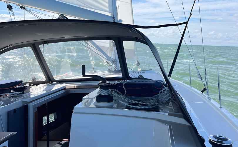 Photo Bavaria C42 (2024)