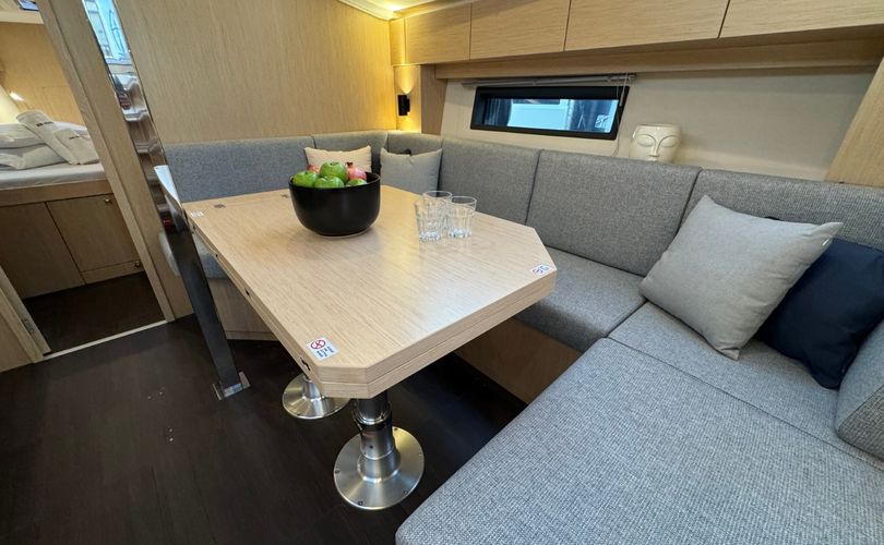 Photo Bavaria C42 (2024)